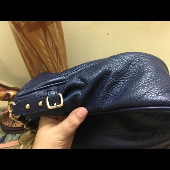 Authentic Kate Spade Cobble Hill Finley Hobo Bag in French Navy - Picture 8 of 16